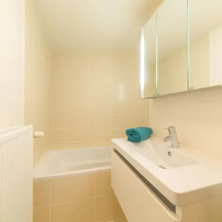 Rooftop Breeze With Parking By Interhome Apartment *